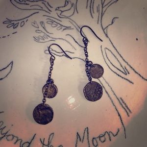 Bronze hammered disc earrings